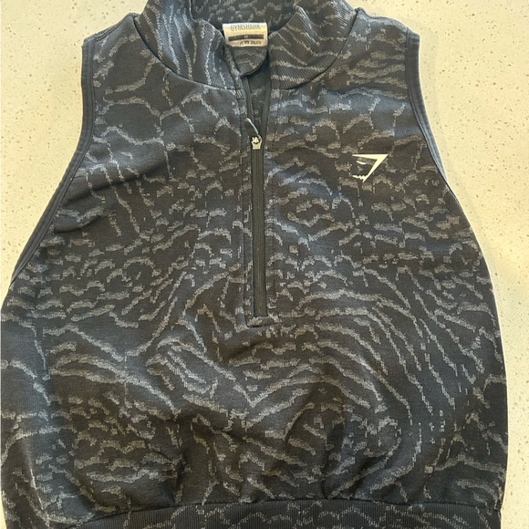 Gymshark Tops - Gymshark Black & Dark Gray Patterned Sleeveless Tank Top